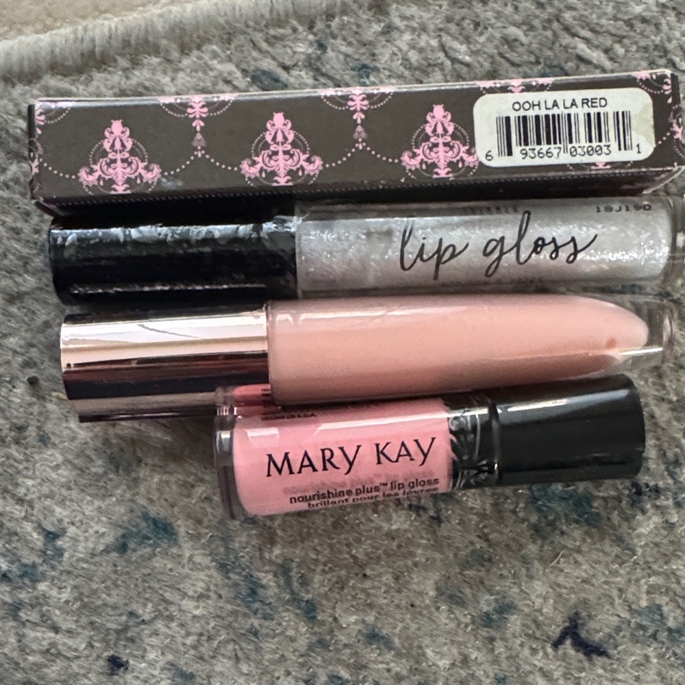 L'Oreal Lip Gloss Trio - Black, Silver, Pink
